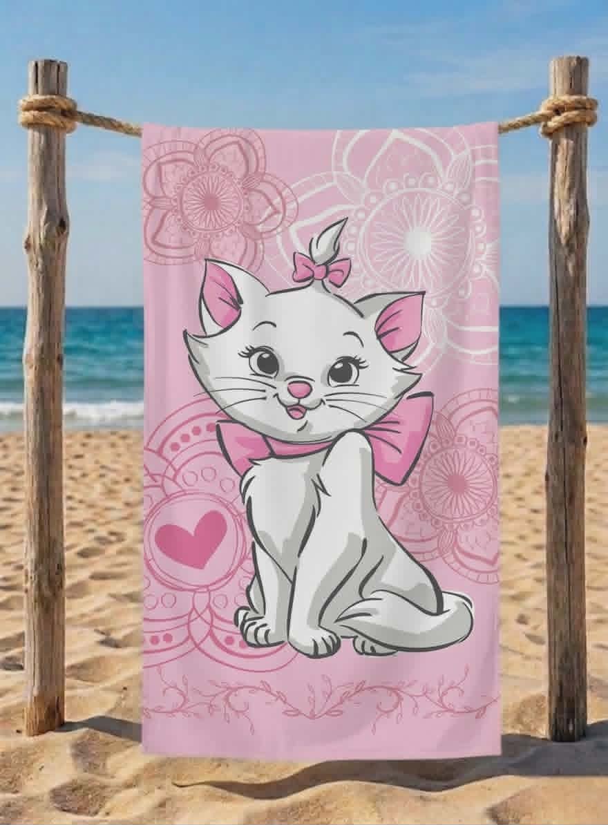 Памучна детска хавлия за плаж Marie Aristocat с изображение на котето Мари.