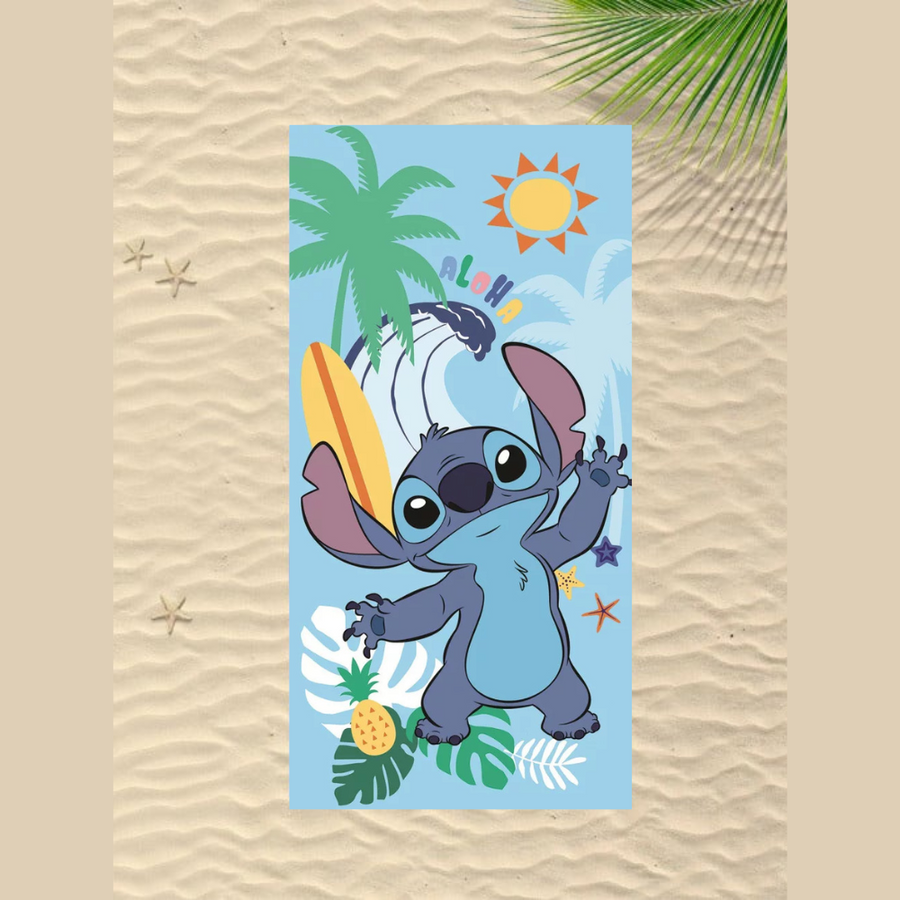 Памучна детска хавлия за плаж Stitch с цветна рисунка и мотиви от морето.