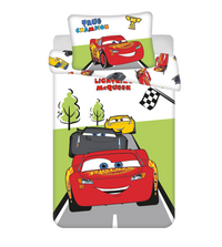 Детско спално бельо Disney Cars, светкавицата маккуин с цветни мотиви.