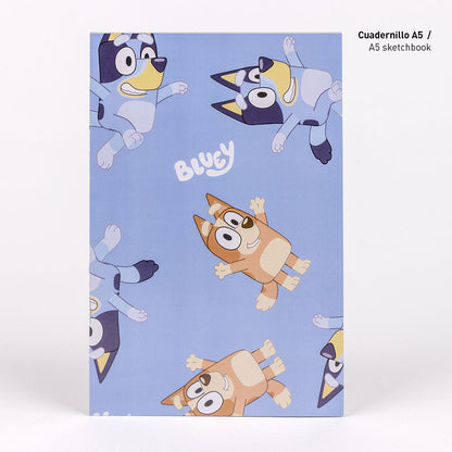 Комплект за оцветяване Bluey - А5 скицник с изображения на Блуи и Бинго