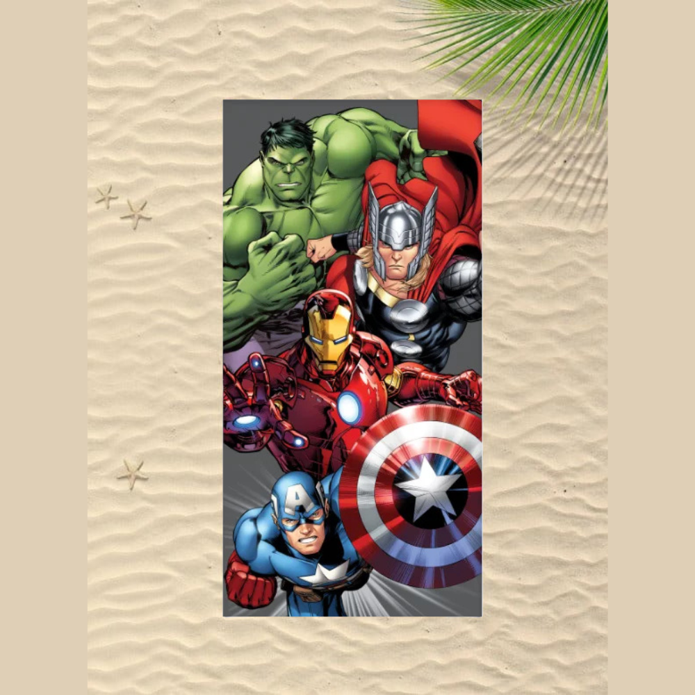 Памучна детска хавлия за плаж Avengers с любимите супер герои от Отмъстителите