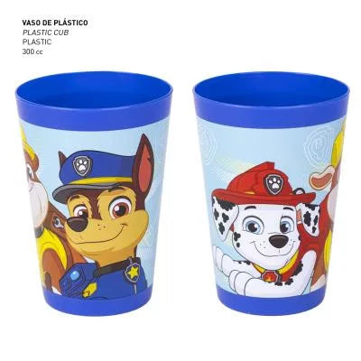 Тоалетни принадлежности Paw Patrol - пластмасова чаша с изображения на Чейс и Маршал.