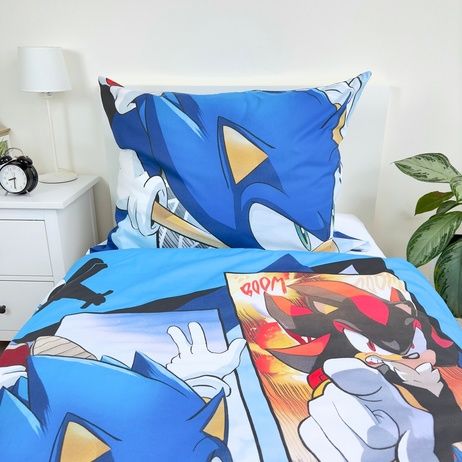 Детско двулицево спално бельо Sonic с картинки на Соник и негови приятели.