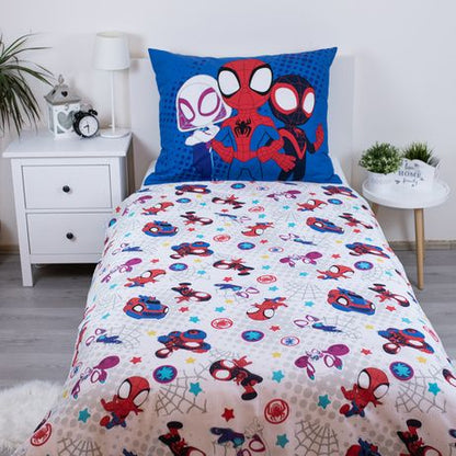 Детско двулицево спално бельо Spidey с любимите Спайди герои, размер 140х200 см.