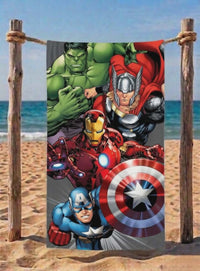 Памучна детска хавлия за плаж Avengers с любимите супер герои от Отмъстителите