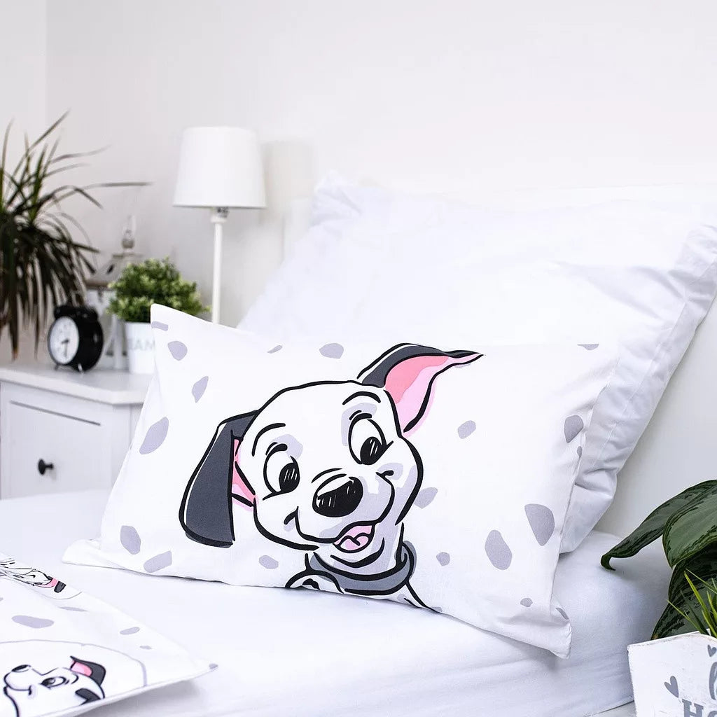 Детско спално бельо 101 dalmatians с чаршаф и възглавница с изображения на забавен далматинец.
