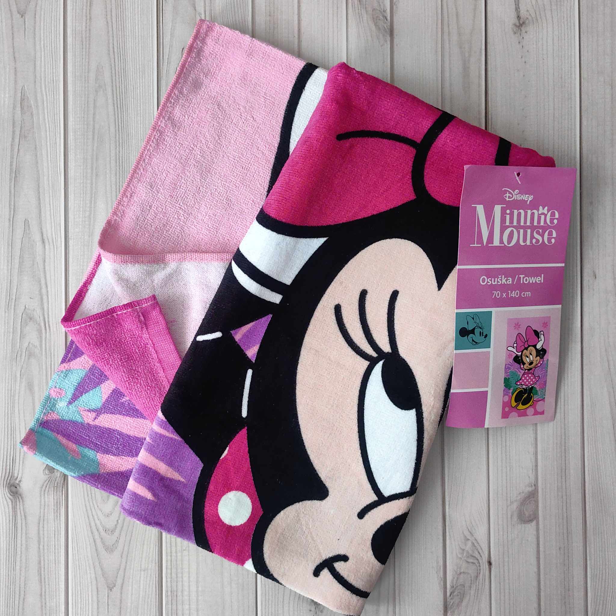 Памучна детска хавлия за плаж Minnie Mouse, идеална за забавление и игри на плажа.