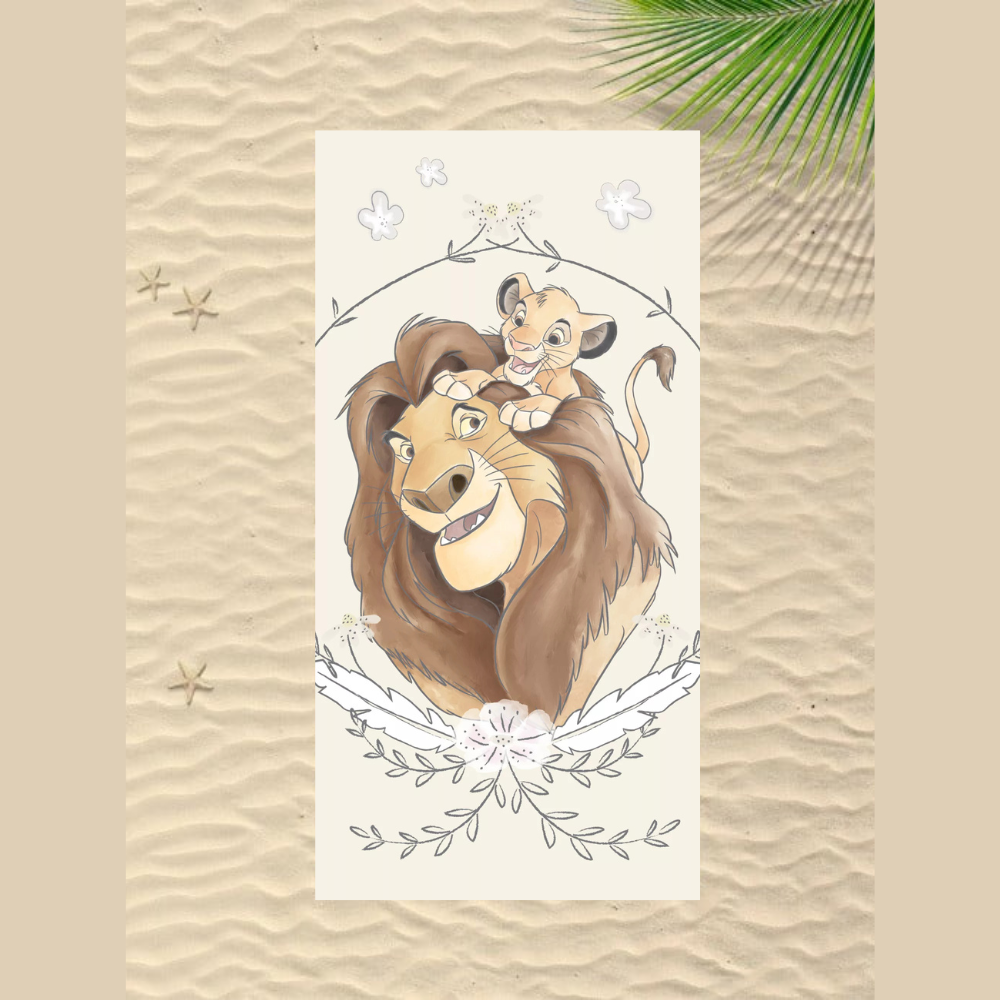 Памучна детска хавлия за плаж The Lion King с любимите герои Симба и Муфаса.