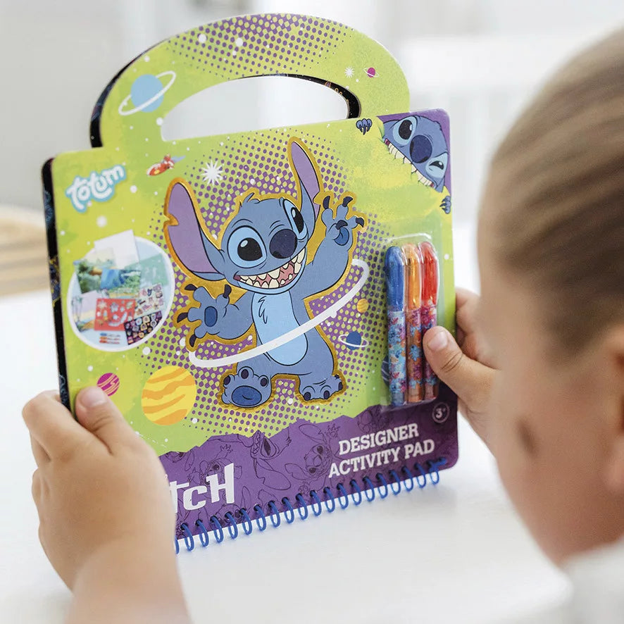 Творчески комплект за рисуване Stitch с цветни маркери, идеален за детски игри и развлечение.